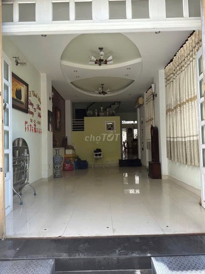 BÁN NHÀ MẶT TIỀN 817A TẠ QUANG BỬU, P.5, Q.8 ĐỐI DIỆN HIM LAM