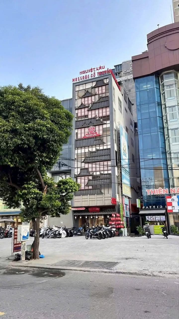 Bán & Cho thuê nhà mặt tiền 275 CÁCH MẠNG THÁNG TÁM, PHƯỜNG 12, QUẬN 10 (P. Hòa Hưng, HCM)