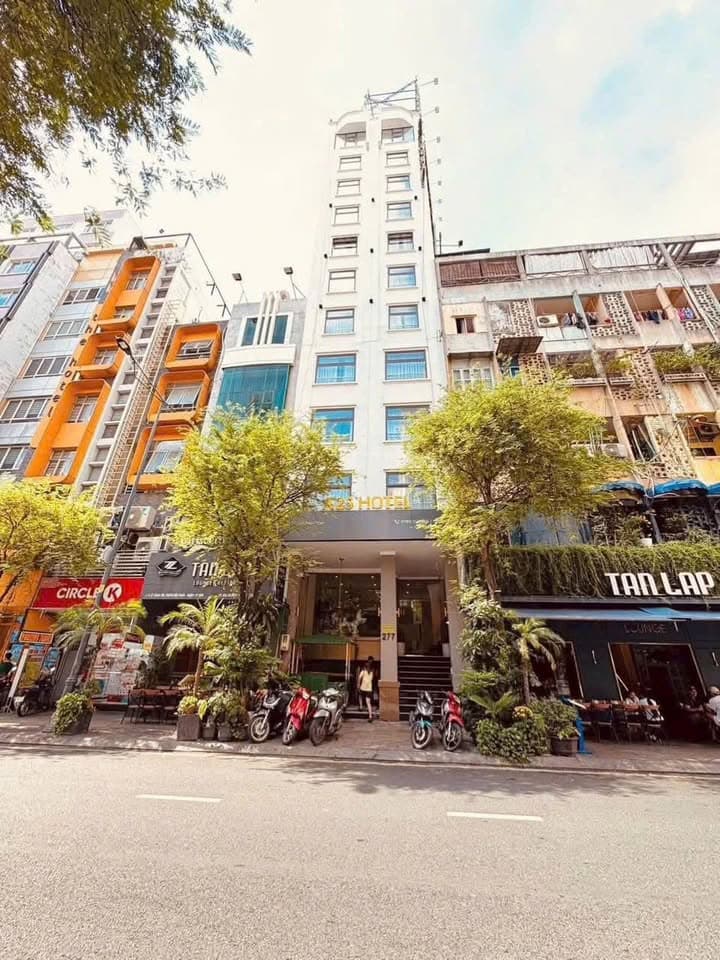 BÁN KHÁCH SẠN QUẬN 1, VIP 54 PN